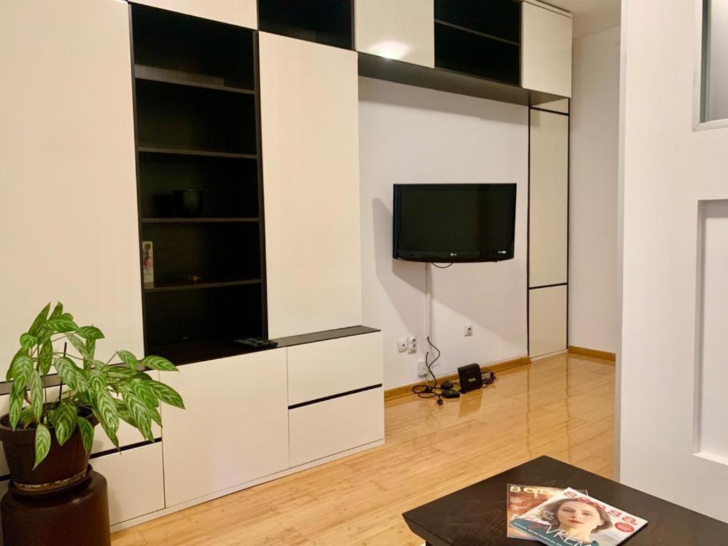 City Center Crown Apartment Belgrad Exterior foto